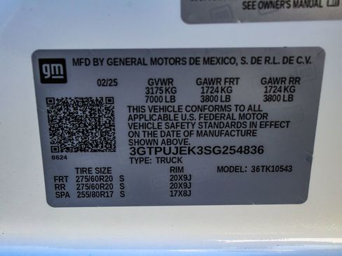 Used 2025 GMC Sierra 1500 Elevation image 14