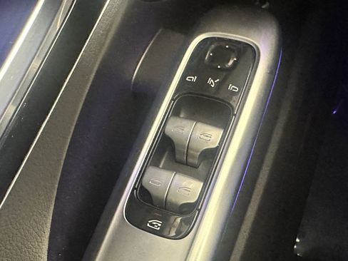 Used 2022 Mercedes-Benz C 300 4MATIC Sedan w/ Pinnacle Trim Package image 41