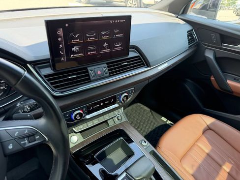 Used 2023 Audi Q5 2.0T Premium w/ Convenience Package AWD/4WD image 21