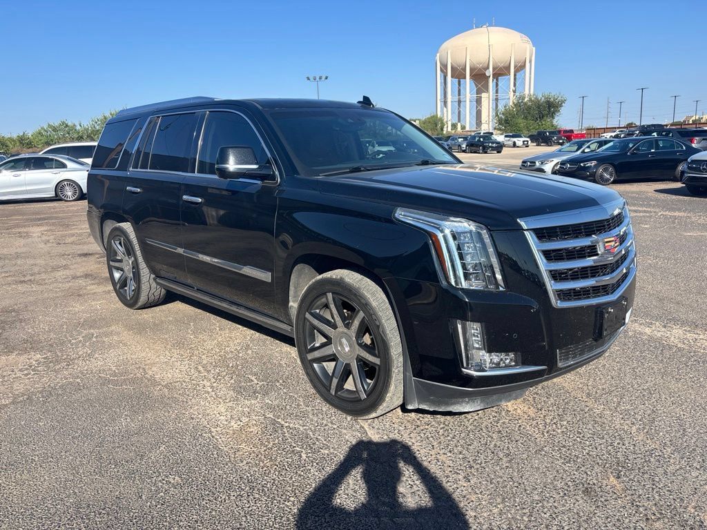 Used 2016 Cadillac Escalade Premium AWD/4WD image 3
