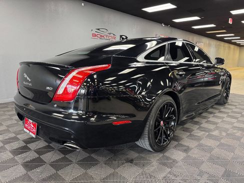 Used 2016 Jaguar XJ R-Sport image 12