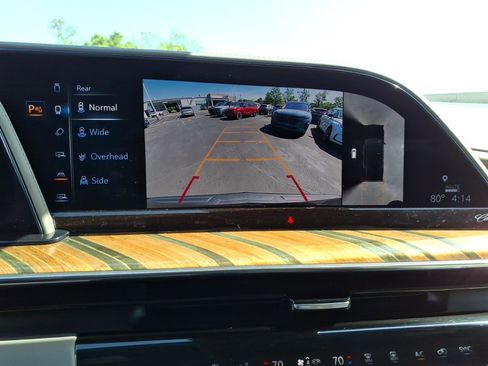 Used 2021 Cadillac Escalade Premium Luxury Platinum RWD image 21