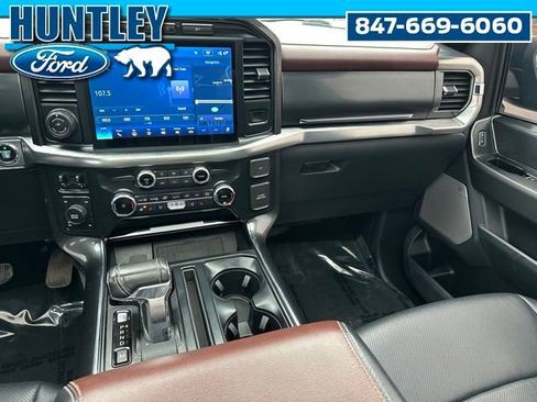 Used 2022 Ford F150 Lariat w/ Equipment Group 502A High image 18