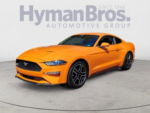 Used 2021 Ford Mustang Premium w/ Equipment Group 201A image 7