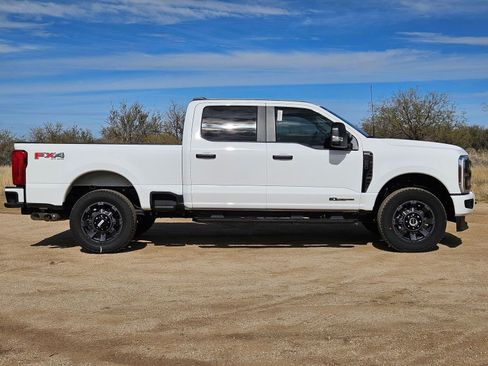 New 2026 Ford F250 XL w/ STX Appearance Package AWD/4WD image 4