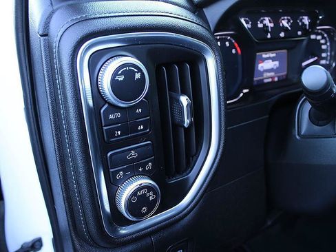 Used 2019 GMC Sierra 1500 SLE w/ SLE Convenience Package AWD/4WD image 24
