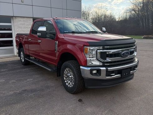 Used 2020 Ford F250 XLT w/ XLT Premium Package image 2