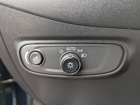 Used 2022 Chevrolet Equinox LT AWD/4WD image 21