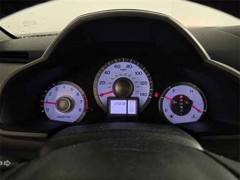 Used 2010 Honda Pilot EX-L image 11