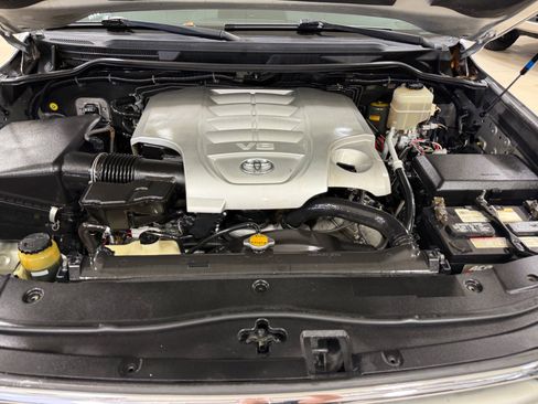 Used 2008 Toyota Land Cruiser image 29