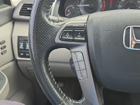 Used 2015 Honda Odyssey Touring image 13