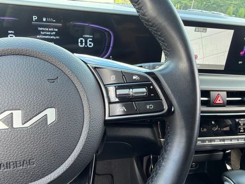 Certified 2025 Kia Seltos S AWD/4WD image 16