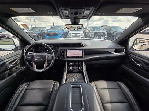 Used 2021 GMC Yukon Denali w/ Denali Ultimate Package AWD/4WD image 26