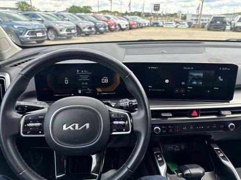 Used 2024 Kia Sorento S FWD image 27