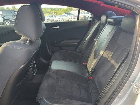 Used 2018 Dodge Charger SXT Plus RWD image 8