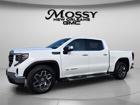 Used 2023 GMC Sierra 1500 SLT w/ SLT Premium Package image 1