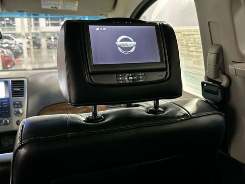 Used 2015 Nissan Armada Platinum image 36