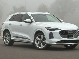 New 2025 Audi Q5 Premium Plus video 1