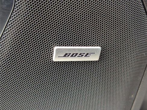 Used 2023 Chevrolet Suburban High Country w/ Advanced Technology Package image 25