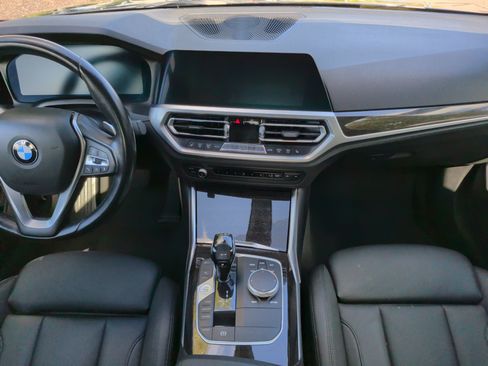 Used 2020 BMW 330i Sedan w/ Convenience Package RWD image 32