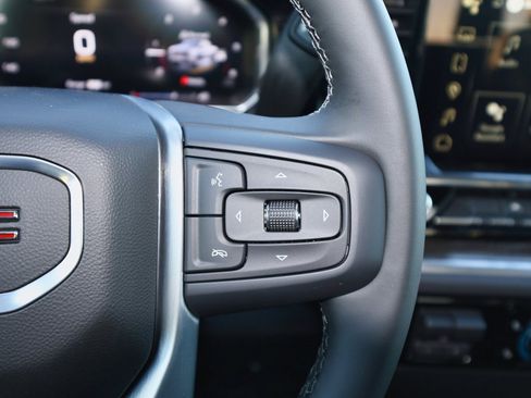 New 2026 GMC Sierra 1500 Elevation image 17