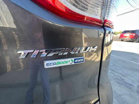 Used 2016 Ford Escape Titanium w/ Equipment Group 301A AWD/4WD image 17