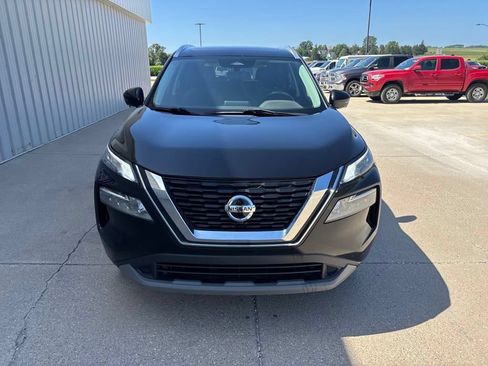Used 2021 Nissan Rogue SV AWD/4WD image 2