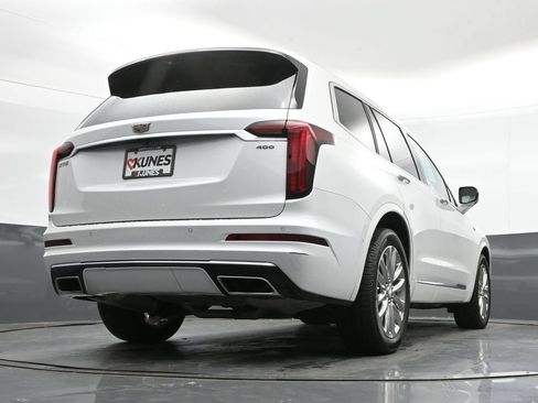 Used 2021 Cadillac XT6 Premium Luxury FWD image 41
