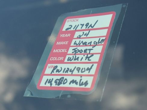 Used 2024 Jeep Wrangler Sport S image 36