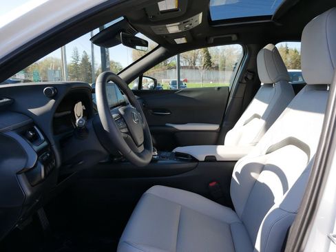 Certified 2026 Lexus UX 300h AWD w/ Accessory Package (2T) image 9