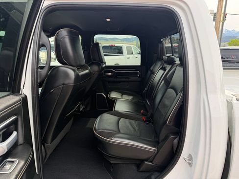 Used 2022 RAM 2500 Laramie AWD/4WD image 9