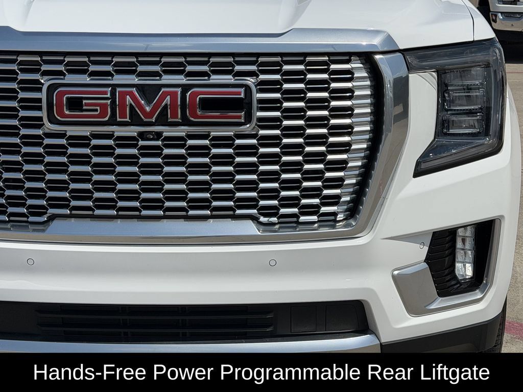 Used 2024 GMC Yukon XL Denali RWD image 4