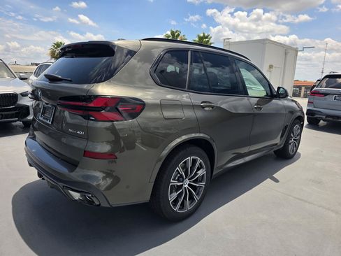 New 2026 BMW X5 xDrive40i w/ Executive Package AWD/4WD image 2