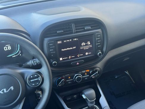 Used 2025 Kia Soul LX w/ LX Technology Package image 20