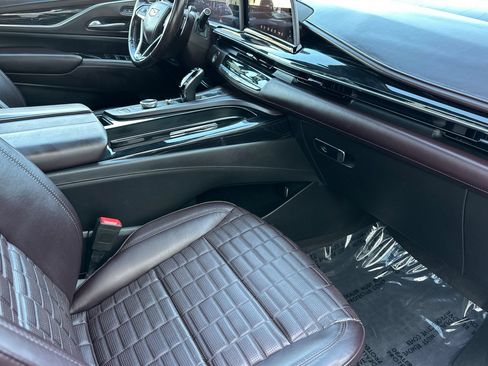 Certified 2023 Cadillac Escalade V AWD/4WD image 21