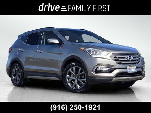 Used 2018 Hyundai Santa Fe Sport FWD image 1