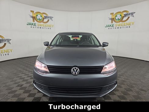 Used 2014 Volkswagen Jetta SE image 3