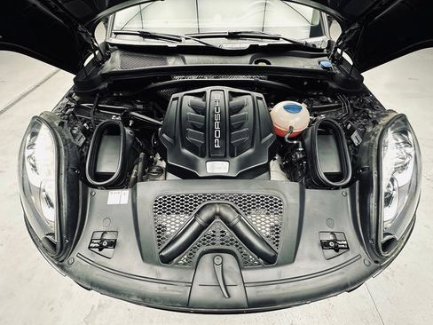 Used 2018 Porsche Macan S AWD/4WD image 45