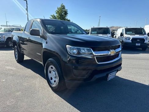 Used 2018 Chevrolet Colorado W/T RWD image 4