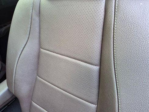 Used 2023 Mercedes-Benz GLS 450 4MATIC image 16