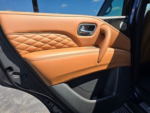 Used 2021 INFINITI QX80 Sensory w/ Cargo Package AWD/4WD image 12
