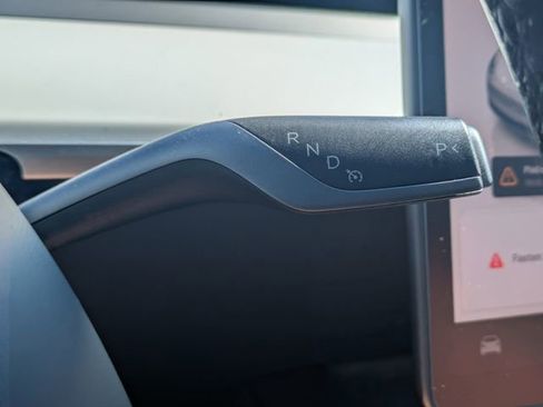 Used 2023 Tesla Model Y Long Range AWD/4WD image 26