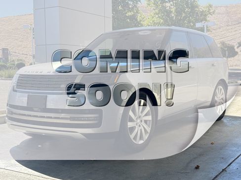 Used 2023 Land Rover Range Rover SE AWD/4WD image 1