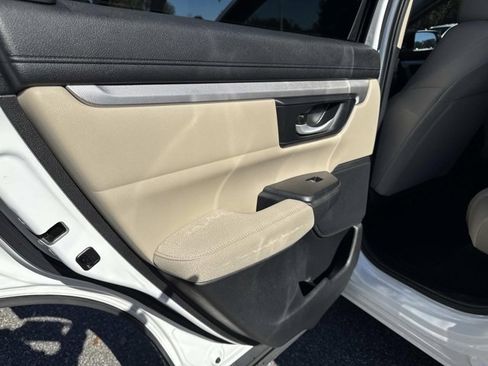 Used 2019 Honda CR-V LX image 12