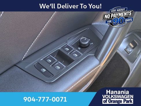 Certified 2024 Volkswagen Tiguan SE R-Line FWD image 25