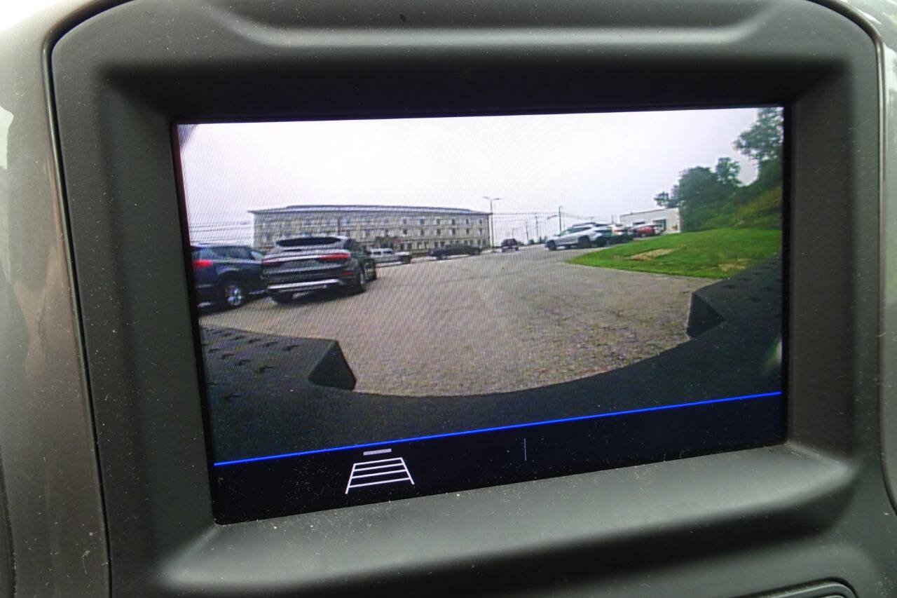 Used 2022 GMC Sierra 2500 Pro w/ Convenience Package AWD/4WD image 26
