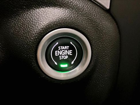 Used 2020 GMC Sierra 1500 SLT AWD/4WD image 31