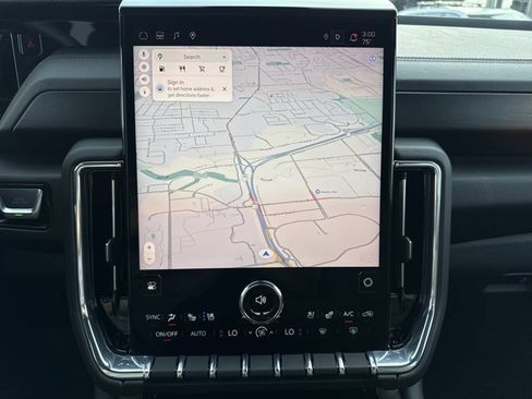 Used 2025 GMC Yukon Denali w/ LPO, Floor Liner Package image 9