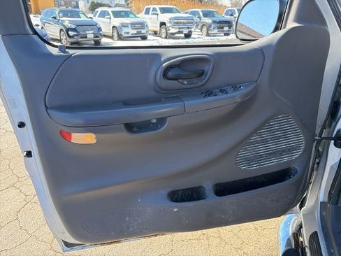 Used 2002 Ford F150 Lariat AWD/4WD image 20