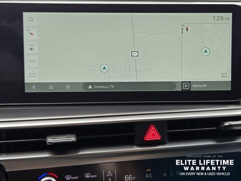 Certified 2025 Kia Sorento S FWD image 15